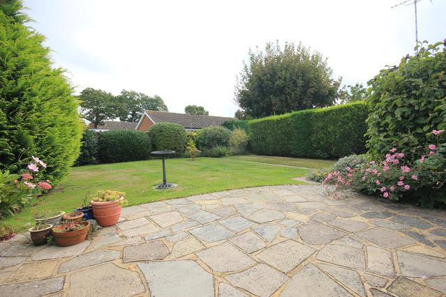  Image of 3 bedroom Detached house for sale in Elsdon Road Woking GU21 at Goldsworth Park Woking Knaphill, GU21 3NX