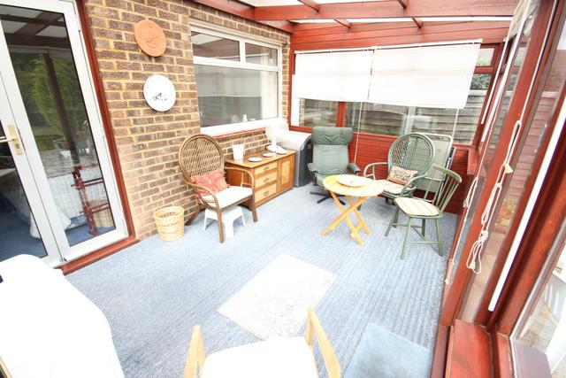  Image of 3 bedroom Detached house for sale in Elsdon Road Woking GU21 at Goldsworth Park Woking Knaphill, GU21 3NX