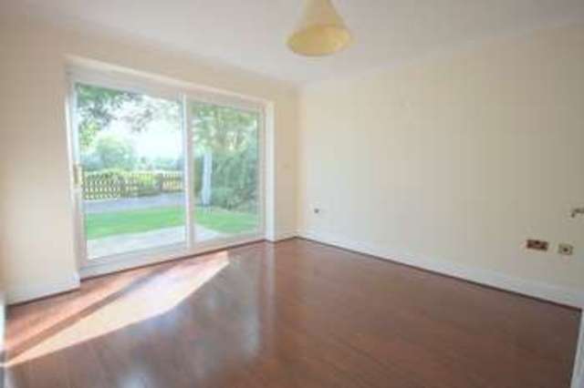 Image of 5 bedroom Detached house to rent in Emmerson Avenue Stratford-upon-Avon CV37 at Emmerson Avenue  Shottery, CV37 9DX
