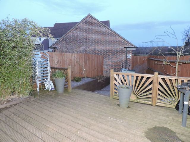 Image of 3 bedroom Semi-Detached house for sale in Englefield Way Basingstoke RG24 at Englefield Way  Basingstoke, RG24 9SF