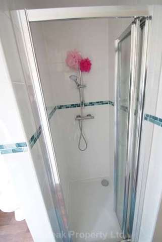  Image of 8 bedroom House Share to rent in Park Street Westcliff-on-Sea SS0 at Park Street  Westcliff On Sea, SS0 7PA