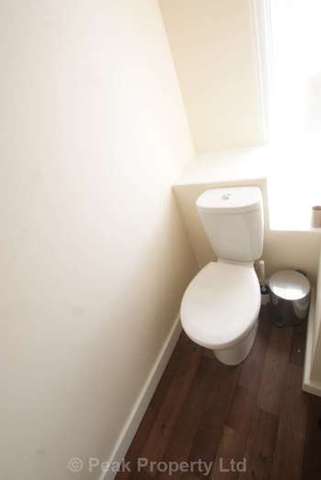  Image of 8 bedroom House Share to rent in Park Street Westcliff-on-Sea SS0 at Park Street  Westcliff On Sea, SS0 7PA