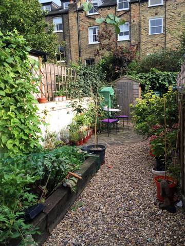  Image of 2 bedroom Flat for sale in Evering Road London N16 at Evering Road  Stoke Newington, N16 7BU