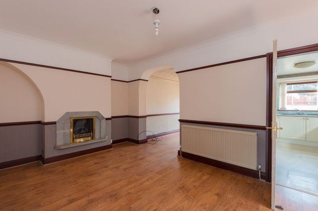  Image of 3 bedroom Semi-Detached house for sale in Heath Road Runcorn WA7 at Heath Road  RUNCORN, WA7 5SZ