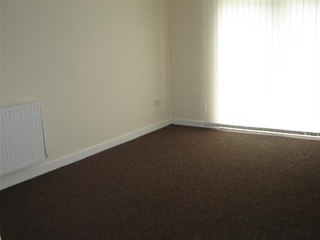  Image of 2 bedroom Flat to rent in Rock Lane West Rock Ferry Birkenhead CH42 at Birkenhead, CH42 1RE