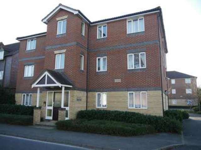  Image of 2 bedroom Flat to rent in Fair Oak Road Fair Oak Eastleigh SO50 at 470 Fair Oak Road Fair Oak EASTLEIGH, SO50 7EZ