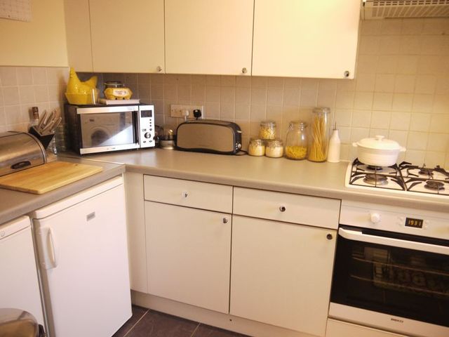 Image of 3 bedroom Terraced house to rent in Stoke Heights Fair Oak Eastleigh SO50 at Stoke Heights Fair Oak EASTLEIGH, SO50 8AH