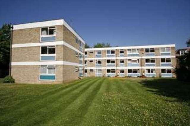  Image of 2 bedroom Flat for sale in Maxwell Road Northwood HA6 at 33 Maxwell Road  Northwood, HA6 2YH