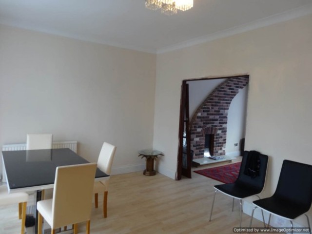  Image of 4 bedroom Semi-Detached house to rent in Fairfields Crescent London NW9 at Fairfields Crescent  London, NW9 0PS