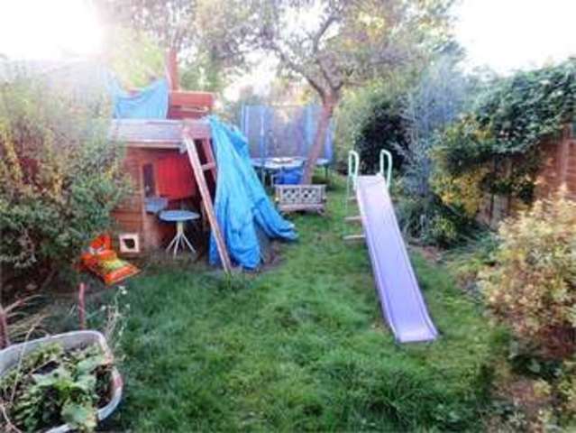  Image of 3 bedroom Semi-Detached house for sale in Fairleigh Drive Leigh-on-Sea SS9 at Fairleigh drive Leigh on sea Leigh-on-Sea, SS9 2HZ