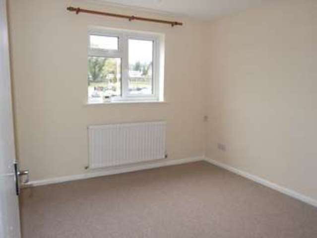  Image of 2 bedroom Terraced house to rent in Fairway Road South Shepshed Loughborough LE12 at Fairway Road South Shepshed Loughborough, LE12 9HA