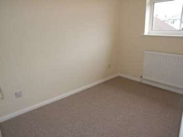  Image of 2 bedroom Terraced house to rent in Fairway Road South Shepshed Loughborough LE12 at Fairway Road South Shepshed Loughborough, LE12 9HA