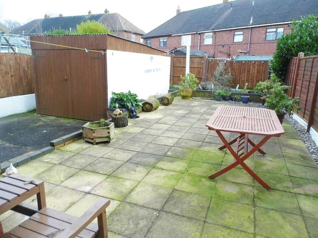  Image of 3 bedroom Detached house for sale in Fallow Field Blurton Stoke-on-Trent ST3 at Fallow Field Blurton Stoke-On-Trent, ST3 3EJ