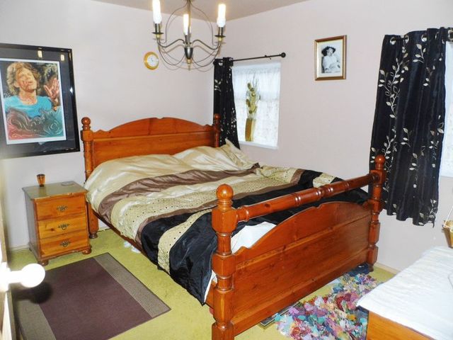  Image of 3 bedroom Detached house for sale in Fallow Field Blurton Stoke-on-Trent ST3 at Fallow Field Blurton Stoke-On-Trent, ST3 3EJ