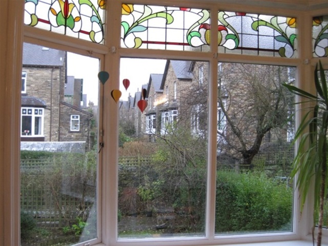  Image of 6 bedroom Semi-Detached house for sale in Farfield Road Shipley BD18 at Shipley, BD18 4QP