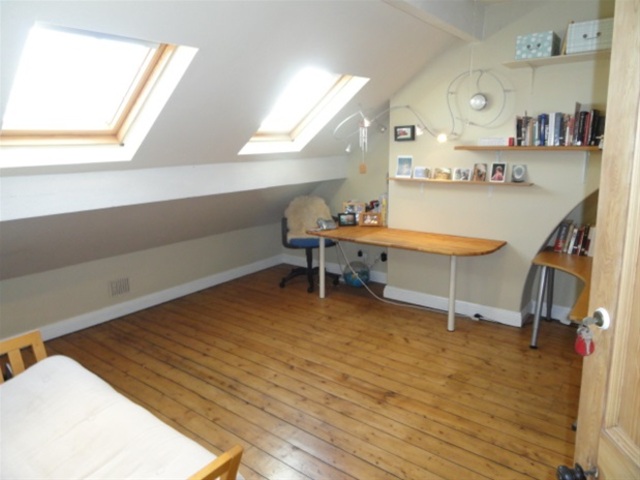  Image of 6 bedroom Semi-Detached house for sale in Farfield Road Shipley BD18 at Shipley, BD18 4QP