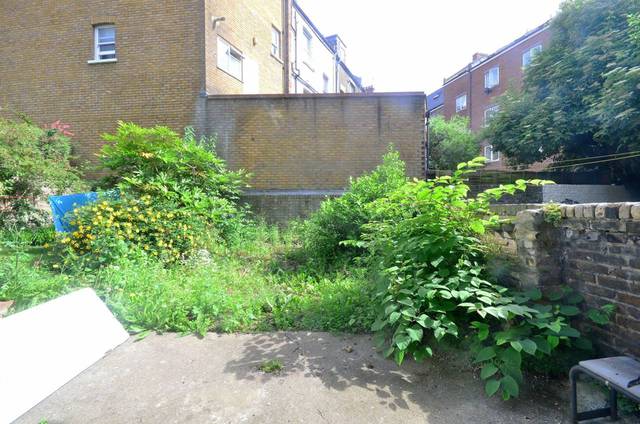 Image of 2 bedroom Flat for sale in Farleigh Road London N16 at Farleigh Road  Stoke Newington, N16 7TF