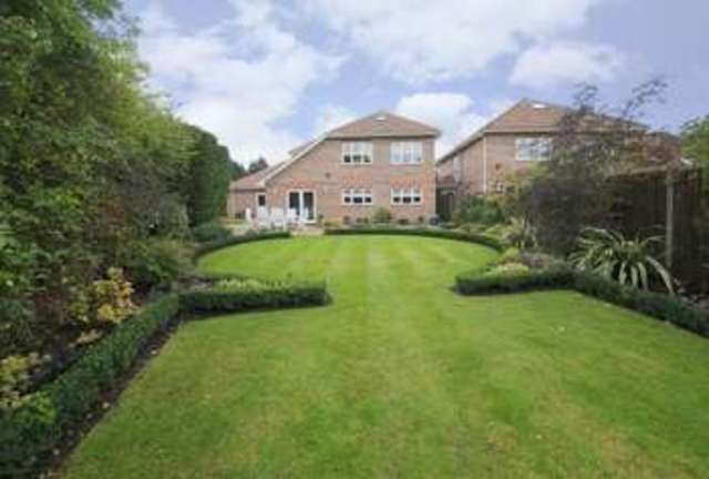  Image of 4 bedroom Detached house for sale in Farm Way Northwood HA6 at Northwood, HA6 3EF