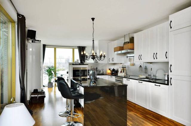  Image of 2 bedroom Flat for sale in West Parkside London SE10 at Farnsworth Court  Greenwich, SE10 0RU