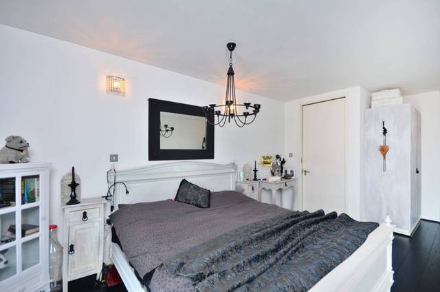  Image of 2 bedroom Flat for sale in West Parkside London SE10 at Farnsworth Court  Greenwich, SE10 0RU