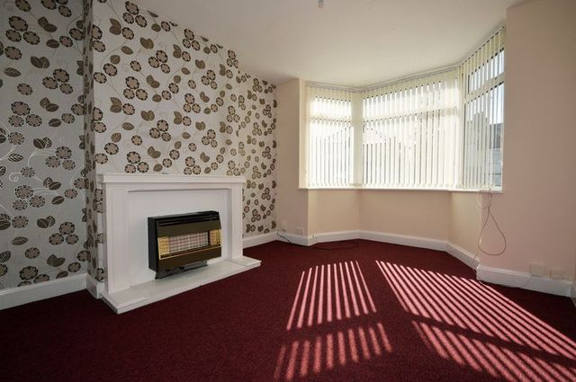  Image of 3 bedroom Semi-Detached house for sale in Farrington Road Erdington Birmingham B23 at Farrington Road  Birmingham, B23 7HT