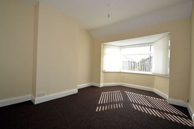  Image of 3 bedroom Semi-Detached house for sale in Farrington Road Erdington Birmingham B23 at Farrington Road  Birmingham, B23 7HT
