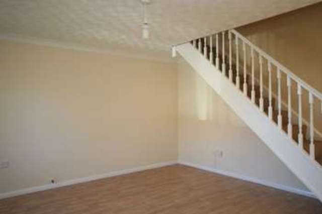  Image of 3 bedroom Semi-Detached house to rent in Felton Way Ely CB6 at Felton Way  Ely, CB6 1EB