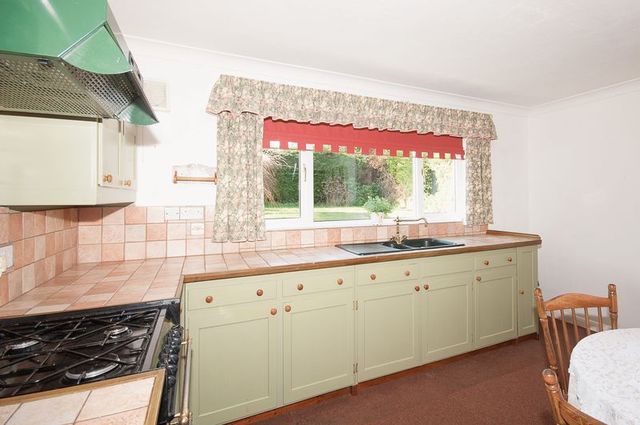  Image of 3 bedroom Detached house for sale in Fen Lane East Keal Spilsby PE23 at Fen Lane East Keal Spilsby, PE23 4AY