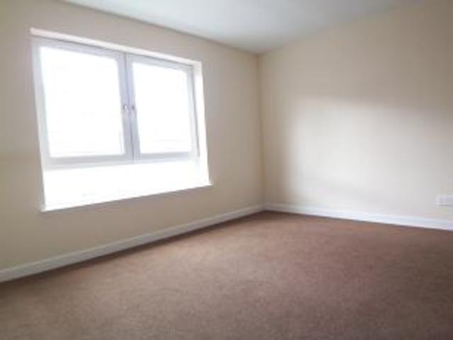  Image of 2 bedroom Flat to rent in Ferguslie Walk Paisley PA1 at Paisley Renfrewshire Renfrewshire, PA1 2RQ