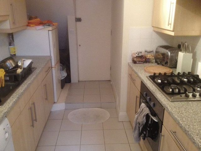  Image of Flat to rent in Ferme Park Road London N4 at Ferme Park Road  London, N4 4DS