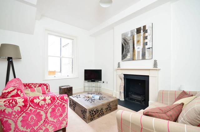  Image of 1 bedroom Flat for sale in Fernshaw Road London SW10 at Fernshaw Road  Chelsea, SW10 0TG