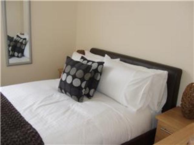  Image of 2 bedroom Flat to rent in Ferry Gait Crescent Edinburgh EH4 at Silverknowes Edinburgh Edinburgh, EH4 4GS