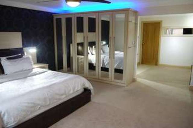  Image of 5 bedroom Detached house for sale in Ferry Lane Hook Goole DN14 at Hook East Yorkshire, DN14 5NZ