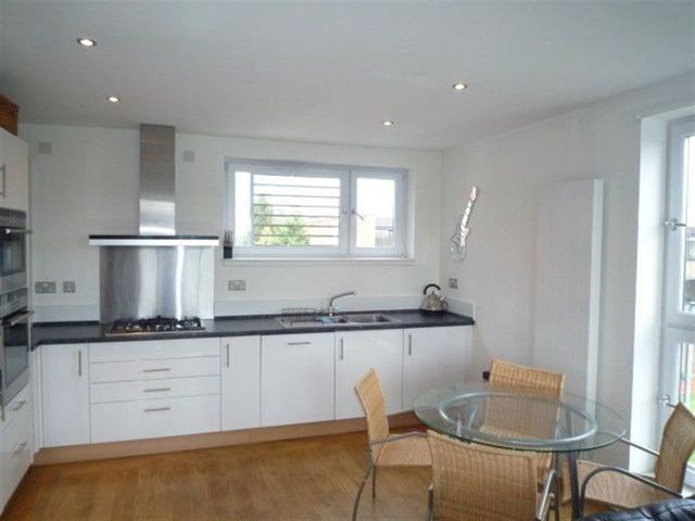 Image of 3 bedroom Flat to rent in Fettes Rise Edinburgh EH4 at Fettes Edinburgh Edinburgh, EH4 1QH