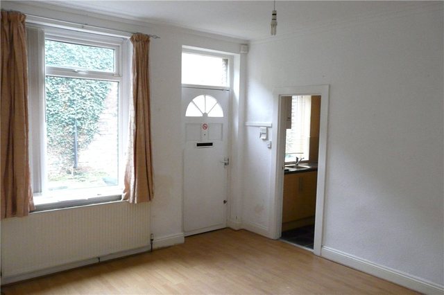  Image of 4 bedroom Detached house for sale in Fieldhead Street Bradford BD7 at Bradford West Yorkshire Bradford, BD7 1LP