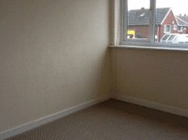  Image of 2 bedroom Flat to rent in Fieldhouse Drive Muxton Telford TF2 at Fieldhouse Drive Muxton Telford, TF2 8JQ