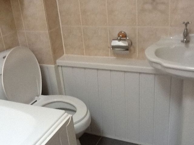  Image of 2 bedroom Flat to rent in Fieldhouse Drive Muxton Telford TF2 at Fieldhouse Drive Muxton Telford, TF2 8JQ