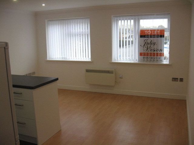  Image of 1 bedroom Flat to rent in Fieldhouse Drive Muxton Telford TF2 at Fieldhouse Drive Muxton Telford, TF2 8JQ