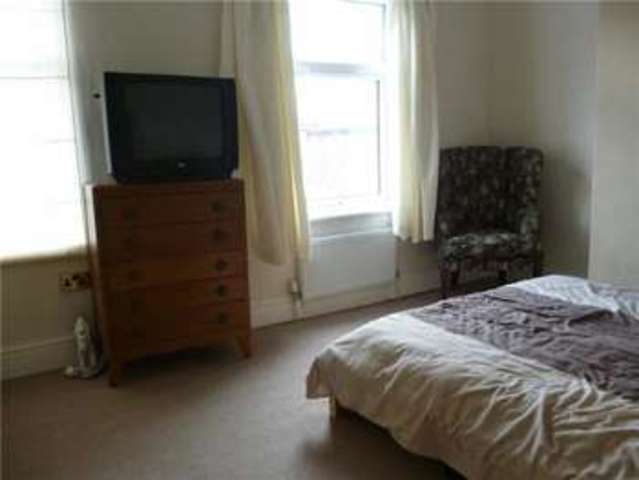  Image of 2 bedroom Terraced house for sale in Fielding Street Stoke-on-Trent ST4 at Fielding Street Stoke Stoke On Trent, ST4 4HB