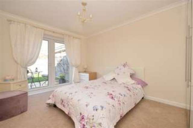  Image of 2 bedroom Detached house for sale in Findon Drive Bognor Regis PO22 at Bognor Regis West Sussex Bognor Regis, PO22 6QJ
