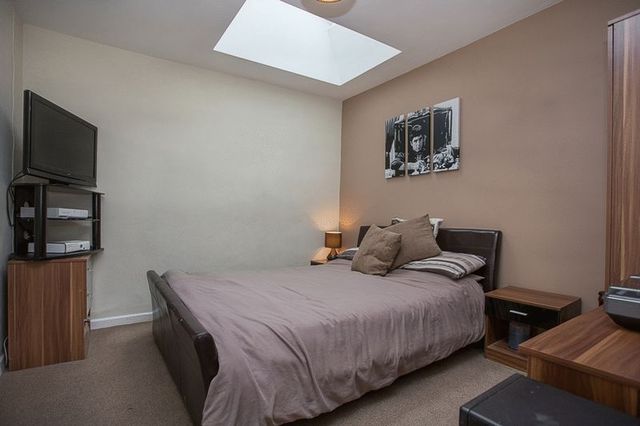  Image of 3 bedroom Detached house for sale in Fir Copse Road Purbrook Waterlooville PO7 at Fir Copse Road Purbrook Waterlooville, PO7 5HZ