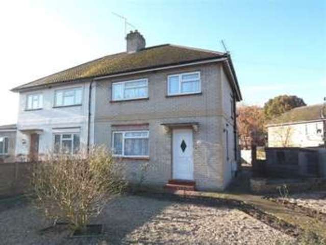  Image of 6 bedroom Semi-Detached house to rent in Firbank Place Englefield Green Egham TW20 at Firbank Place Englefield Green Egham, TW20 0ST