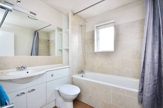  Image of 1 bedroom Detached house to rent in Firs Close Mitcham CR4 at Firs Close  Mitcham, CR4 1AX