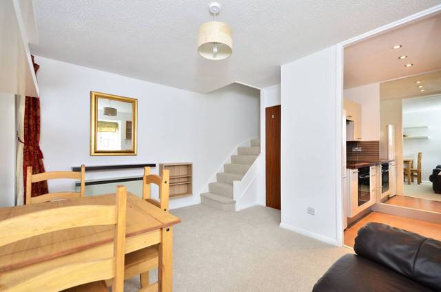  Image of 1 bedroom Detached house to rent in Firs Close Mitcham CR4 at Firs Close  Mitcham, CR4 1AX