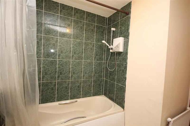  Image of 1 bedroom Flat to rent in Firs Street Falkirk FK2 at Falkirk Falkirk Falkirk, FK2 7AY