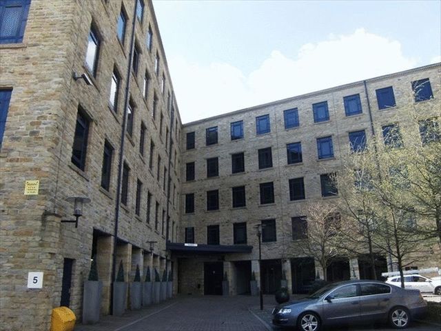  Image of 2 bedroom Flat for sale in Firth Street Huddersfield HD1 at Firth Street  Huddersfield, HD1 3BB