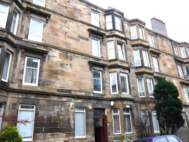  Image of 1 bedroom Flat for sale in Holmhead Place Glasgow G44 at Cathcart  Glasgow, G44 4HD