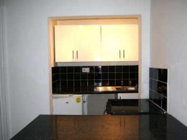 Image of 1 bedroom Flat for sale in Holmhead Place Glasgow G44 at Cathcart  Glasgow, G44 4HD