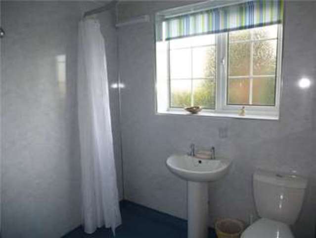  Image of 2 bedroom Apartment for sale in Kings Road Ilkley LS29 at Kings Court 9 Kings Road Ilkley, LS29 9AE