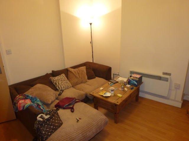  Image of 2 bedroom Apartment to rent in Clifton Street Cardiff CF24 at 145 Clifton Street Adamsdown Cardiff, CF24 1LZ